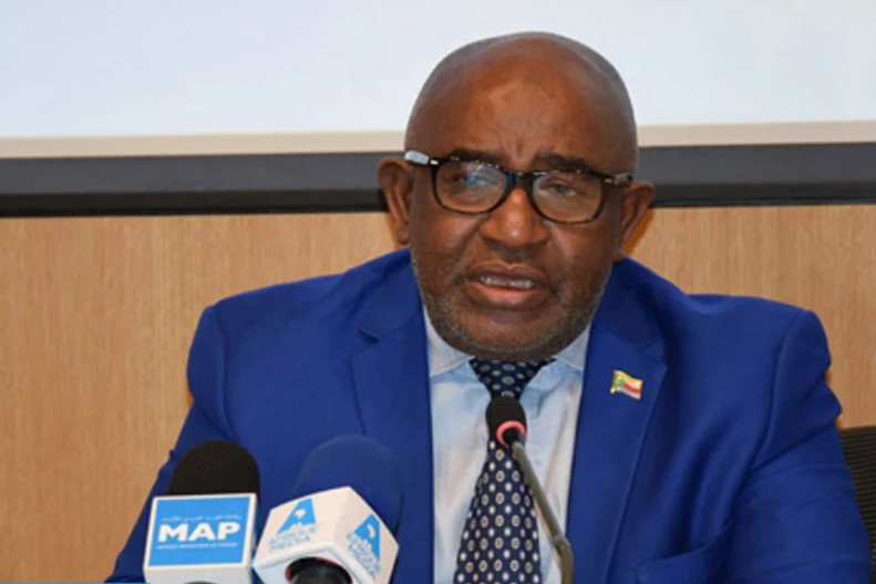 جزر القمر تنضم إلى السنغال وغينيا بيساو وتتأسف لغياب المغرب عن قمة "تيكاد"