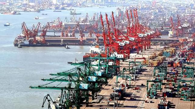 تقرير يرصد تنامي نفوذ الشركات الصينية في إفريقيا