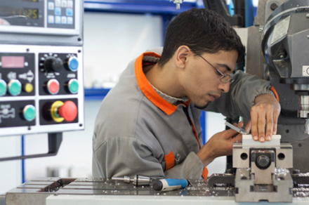 دعوات إلى دعم المبادرة المقاولاتية من أجل إحداث مناصب شغل جديدة