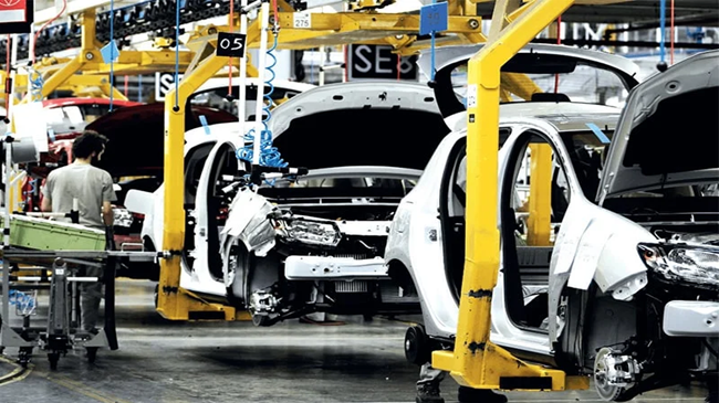 المغرب يعتزم رفع صادراته من السيارات إلى مصر إلى 18 ألف سنويًا