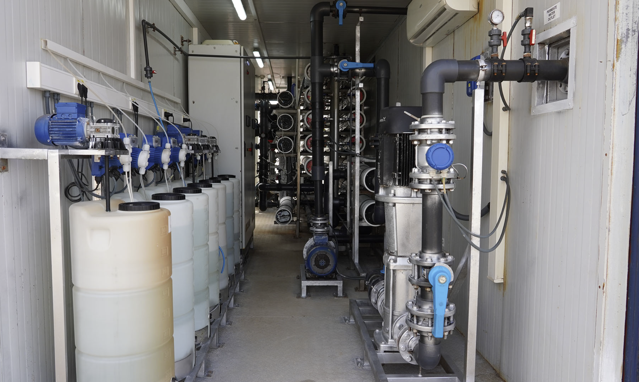 244 محطة متنقلة لتحلية المياه تدعم التزويد بالماء الشروب في المغرب