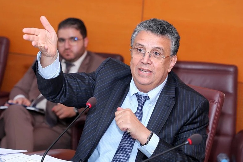 وزير العدل يكسر "طابو" عقود الزواج في الفنادق