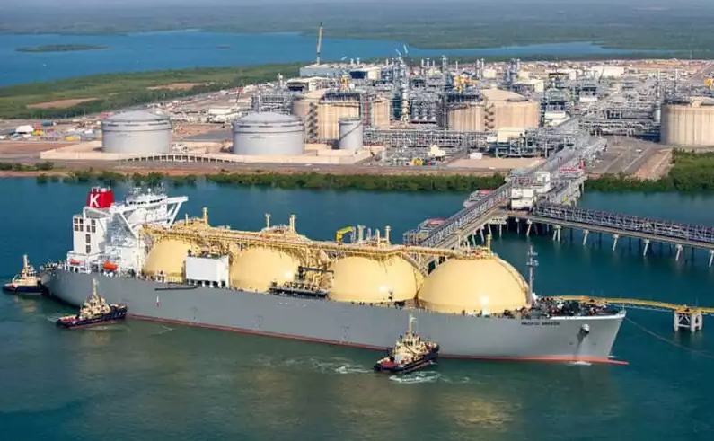 "الباطرونا" تحرج بنعلي في البرلمان بسبب مشروع محطة الغاز الوطنية