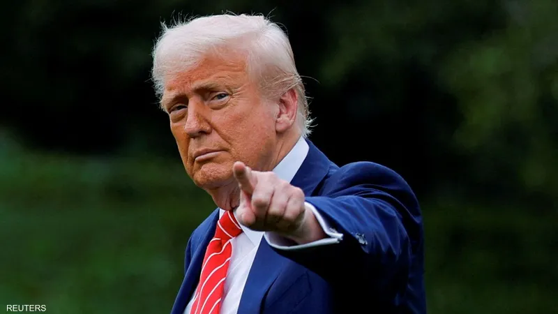 محكمة الاستئناف تقرر الإبقاء على الرسوم الجمركية المفروضة من طرف ترامب