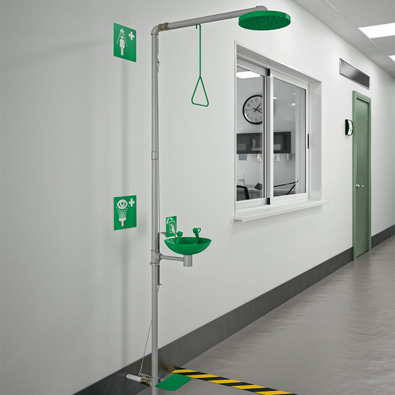 الجمارك تحدد تعريفة رسوم استيراد "نظام سلامة الاستحمام وغسل العيون"