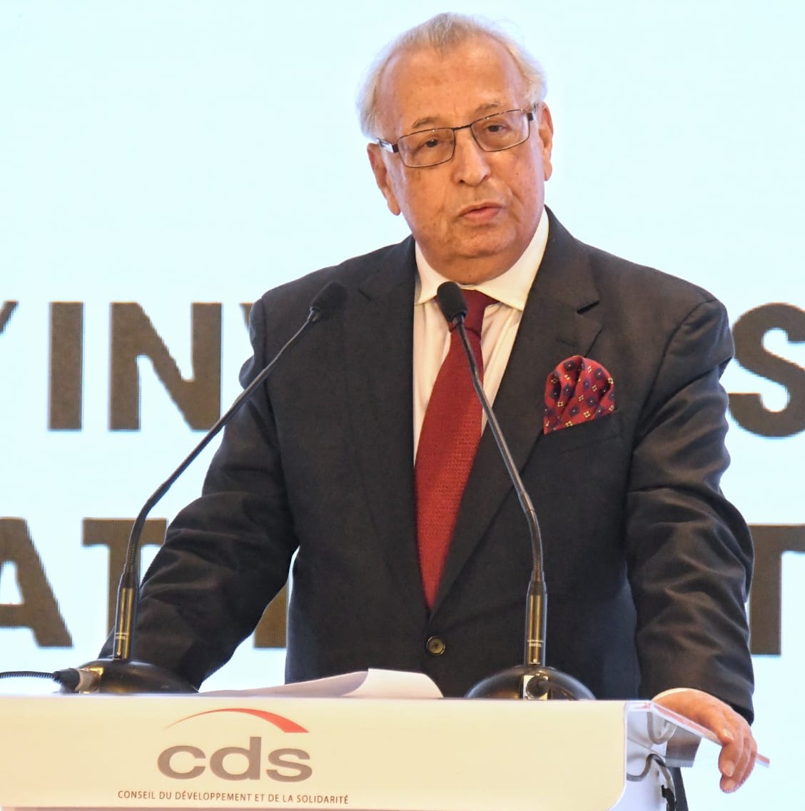 بنعمور يدعو الحكومة والشركات للتحرك لصيانة وتقوية صمود المغرب وتنافسيته