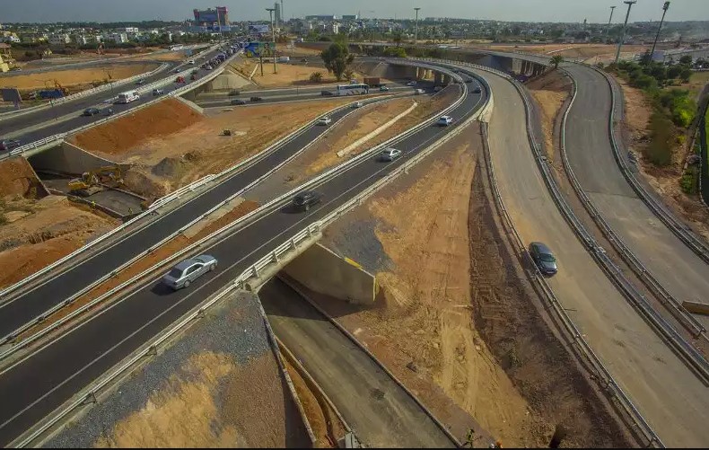 مداخيل الصندوق الخاص بالطرق تتجاوز 208 ملايير