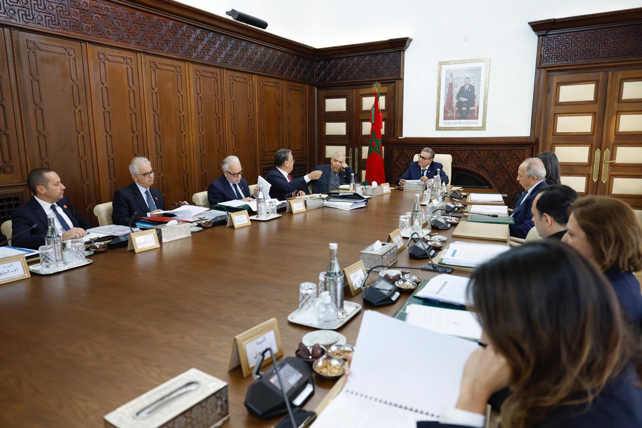 الحكومة تصادق على مرسوم يحدد الوضعية النظامية لقضاة المحاكم المالية