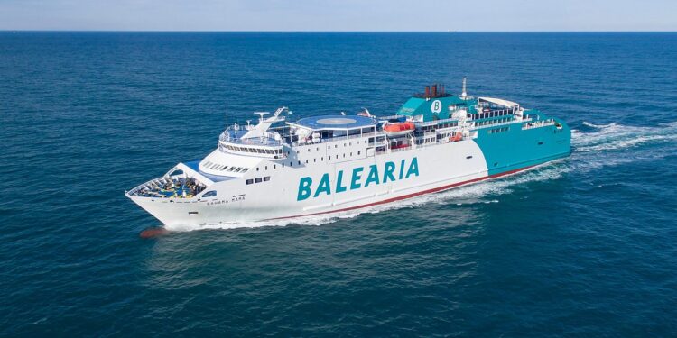 المغرب يشارك في إطلاق أول ممر بحري كهربائي بالكامل