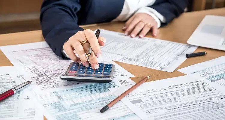 المقاول الذاتي.. دليل جبائي جديد يوضح شروط الاستفادة والالتزامات الضريبية