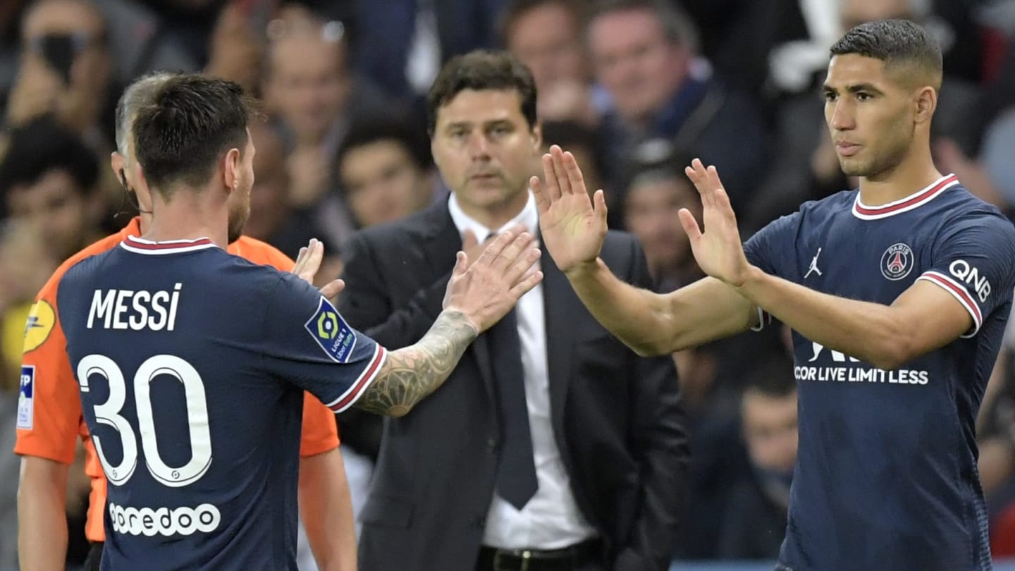 حكيمي يلحق بميسي مغادرا "باريس سان جيرمان".. وكيل اعمال نجم الأسود يوضح