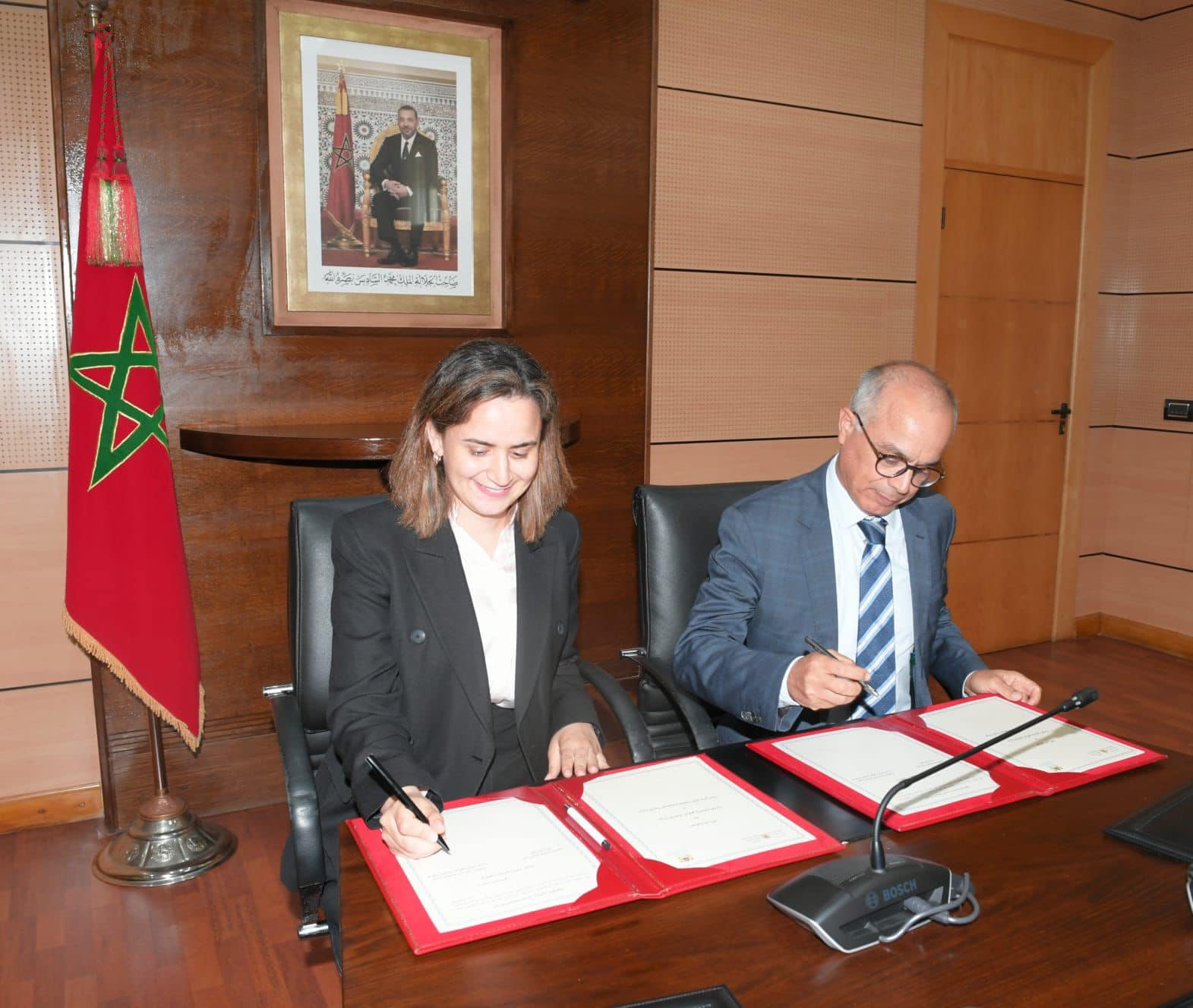 تعليم الأمازيغية عن بعد.. مزور توقع اتفاق شراكة مع بنموسى