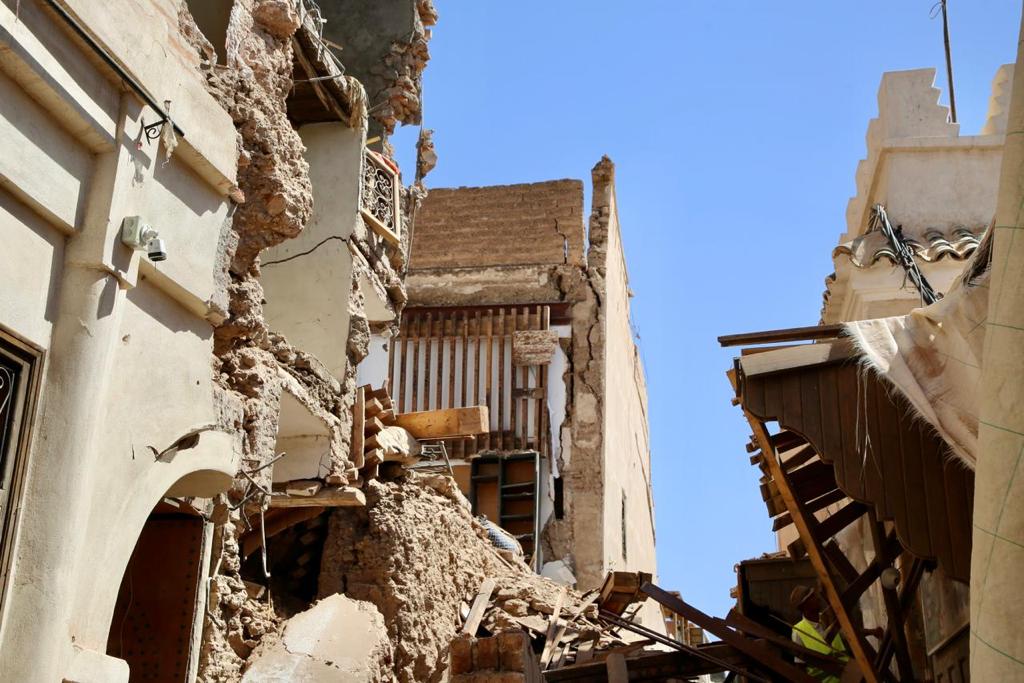 فرق الإنقاذ الوطنية تنسق مع نظيرتها الدولية والجرحى في ارتفاع