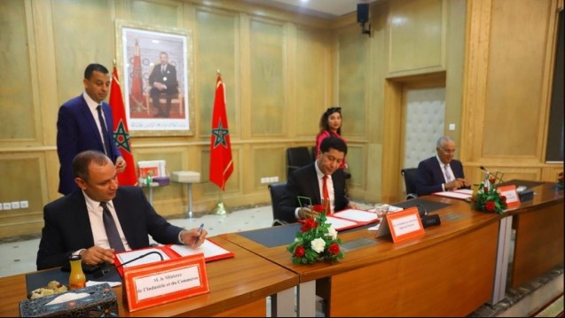 التوقيع على اتفاقيات صناعية ستحدث 3500 منصب شغل بوجدة