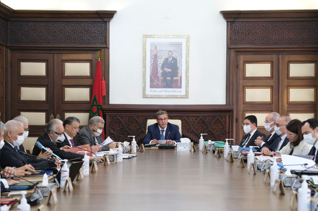 الحكومة تصادق على مشروع قانون يتعلق بتربية الأحياء المائية البحرية