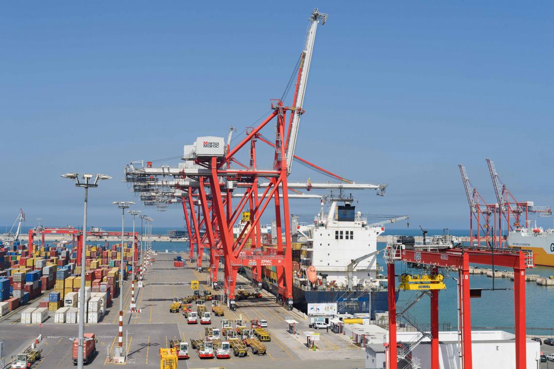 رواج الحبوب والمحروقات بالموانئ يقفز إلى 17.1 مليون طن