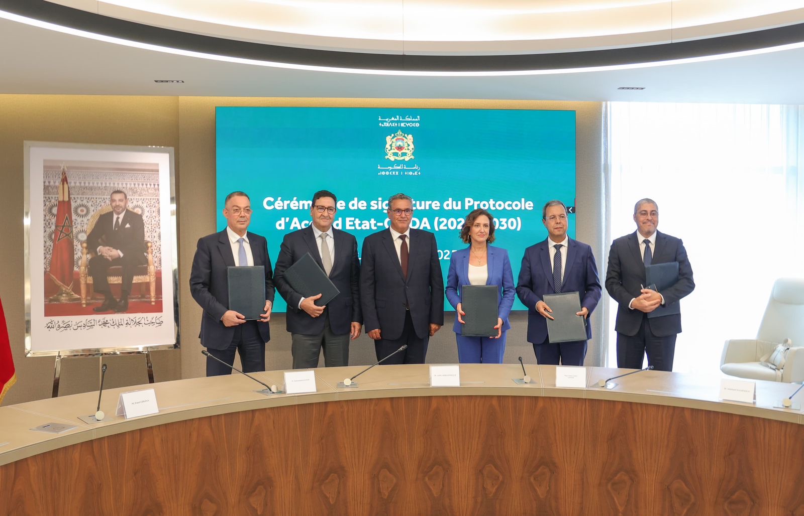 الحكومة توقع بروتوكول استثمار مع مكتب المطارات بحوالي 38 مليار درهم