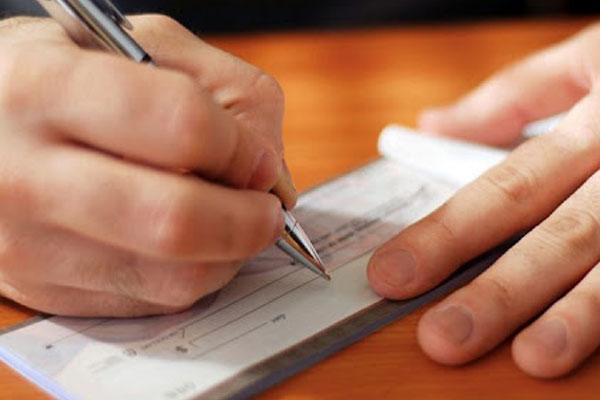 البنوك رفضت صرف أزيد من نصف مليون شيك بـ1720 مليار