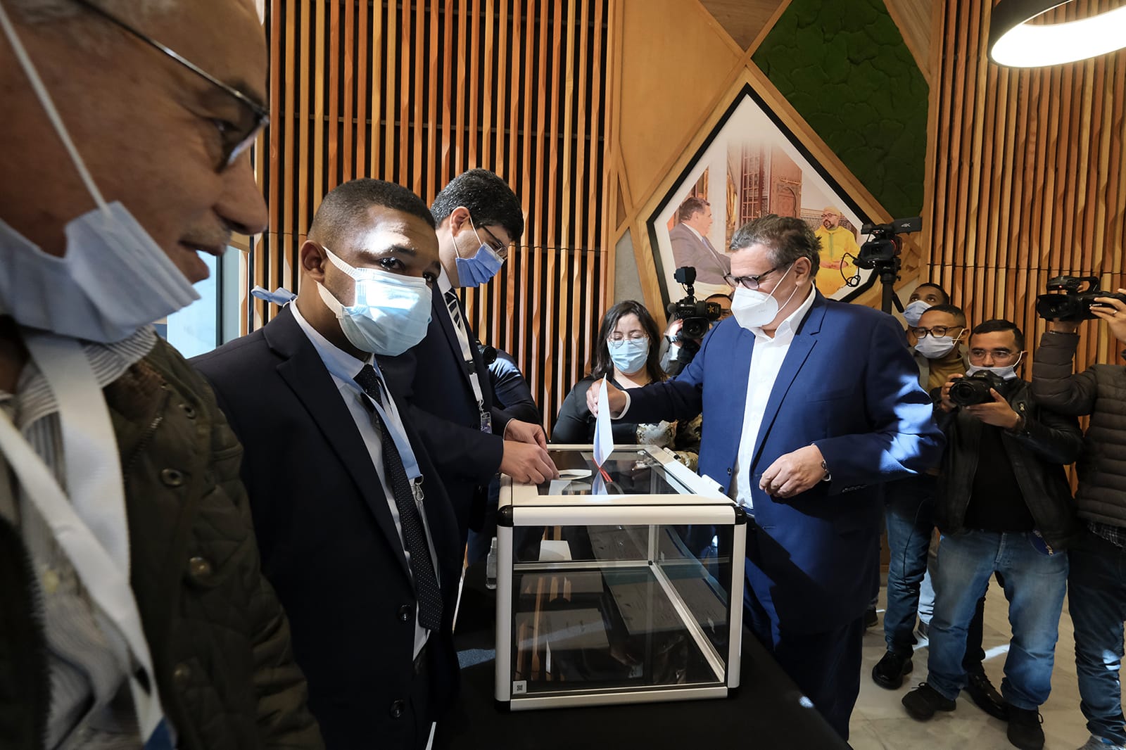 عزيز أخنوش يخلف نفسه في رئاسة التجمع الوطني للاحرار