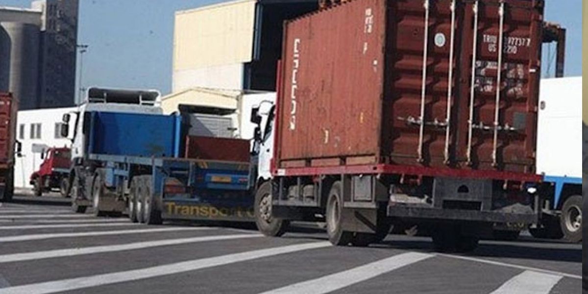 بعد الضجة.. مهنيو النقل يٌلغون نسبة رفع الأسعار ب 20 %