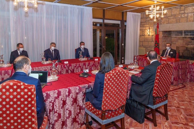 الملك يترأس مجلسا وزاريا ويأمر بتعيينات في المناصب العليا