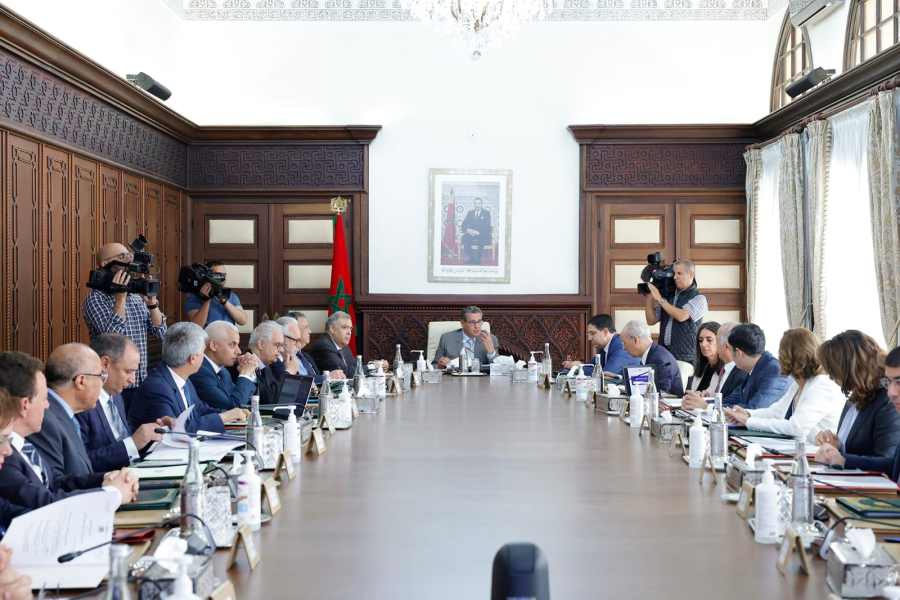 الإيواء السياحي والعقوبات البديلة على طاولة المجلس الحكومي