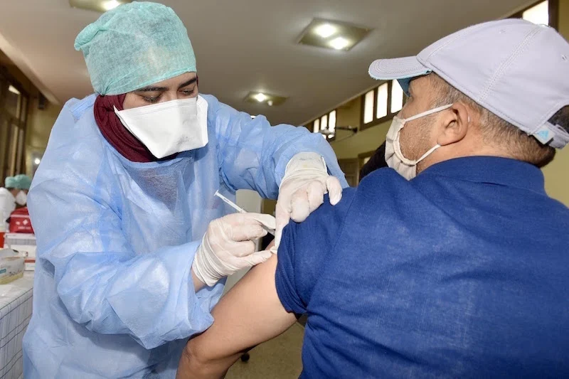 حصيلة كورونا: استمرار الوفيات وهذا عدد المستفيدين من الجرعة الرابعة