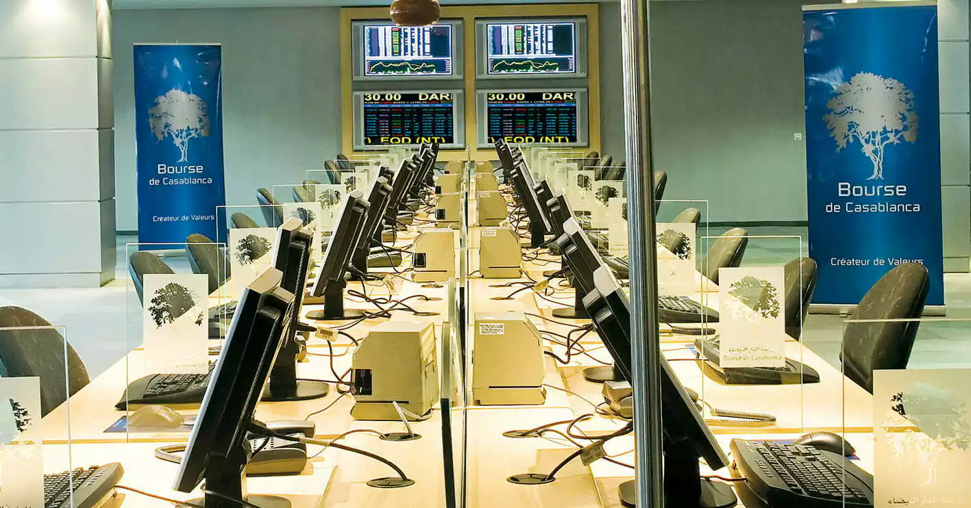 قطاع الصحة يسطع في سماء بورصة الدار البيضاء