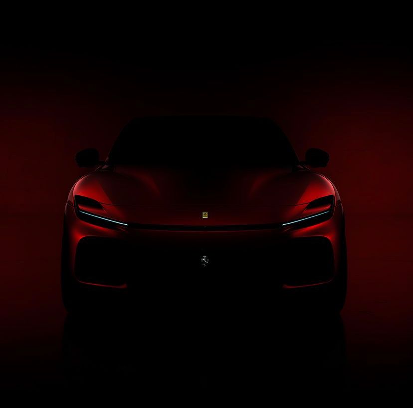 فيراري تنشر أول صورة تشويقية لسيارتها الجديدة