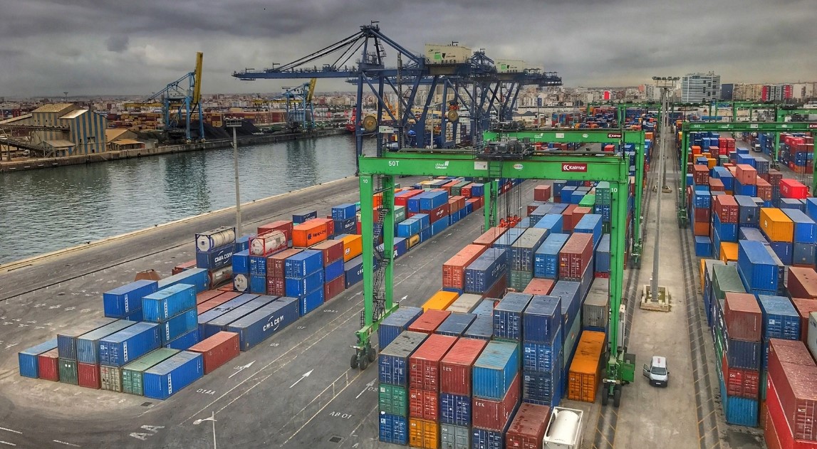 برنامج دعم جديد بالملايير يغري المصدرين