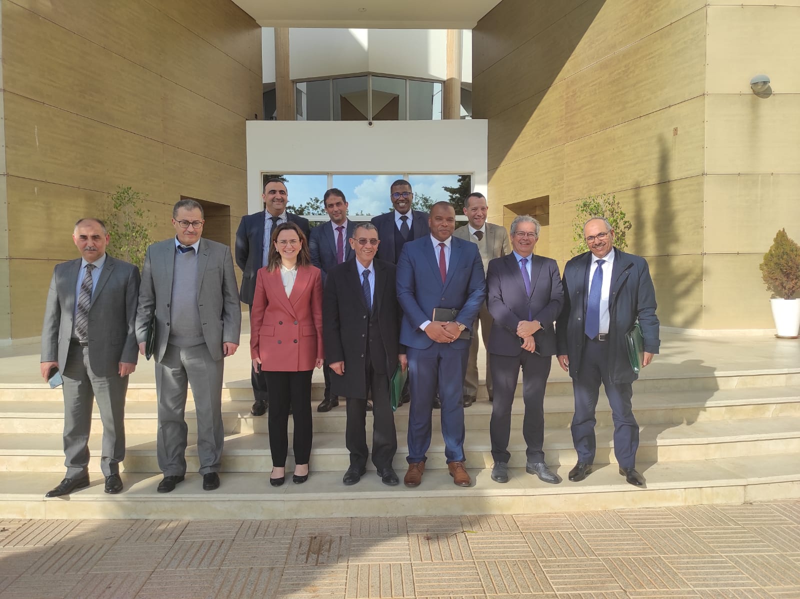 الحوار الاجتماعي.. لجنة القطاع العام تجتمع مع الاتحاد العام للشغالين بالمغرب