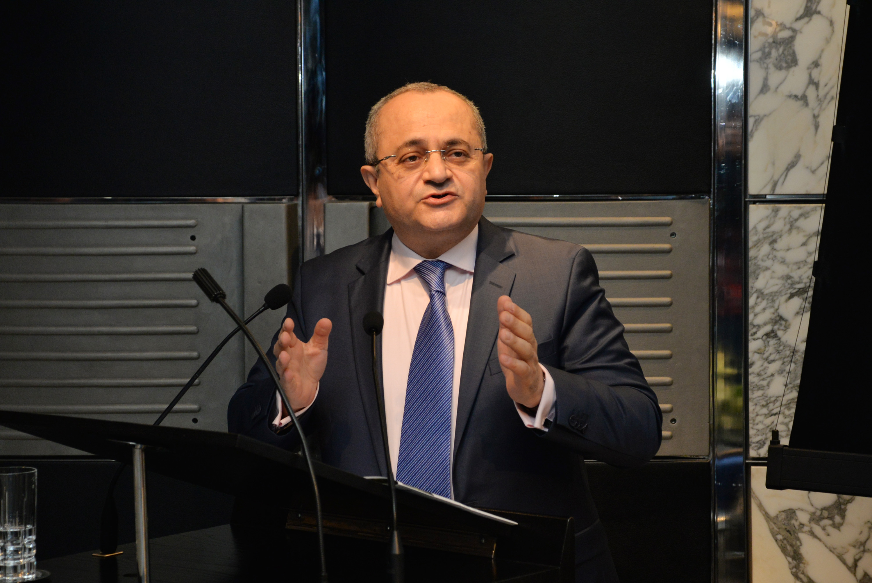 تعيين "بنك أفريقيا" عضوا مؤسسا في تحالف قادة الأعمال الأفارقة