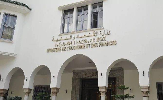 مداخيل مرافق الدولة المسيرة بصورة مستقلة تتخطى 500 مليار