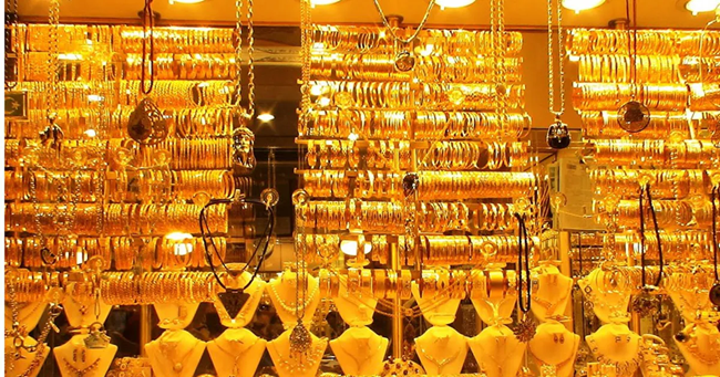 طفرة واختلالات.. لماذا اشتعلت أسعار الذهب في الأسواق العالمية؟