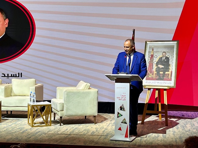 وزارة الصناعة والتجارة تعد بمناظرة جديدة بداية 2026 لمواكبة تجار القرب