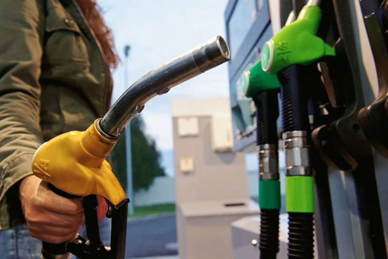 اليماني: الغازوال كان يمكن أن يُباع بأقل من 9 دراهم لولا تحرير السوق