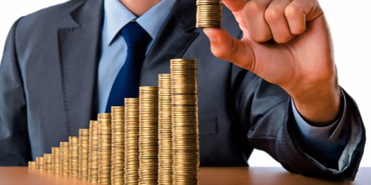 المغاربة استثمروا 1373 مليار بالخارج خلال النصف الأول من 2023