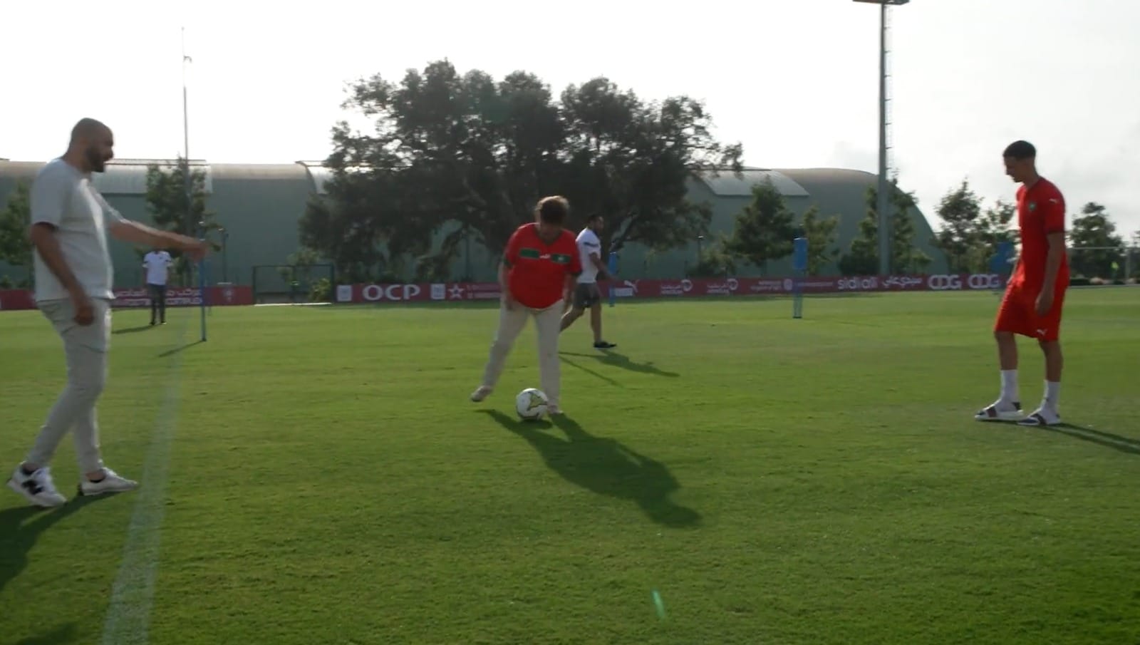 مديرة صندوق النقد الدولي تزور أسود الأطلس وتوصي باستلهام روحهم الإيجابية في الاجتماعات السنوية بمراكش