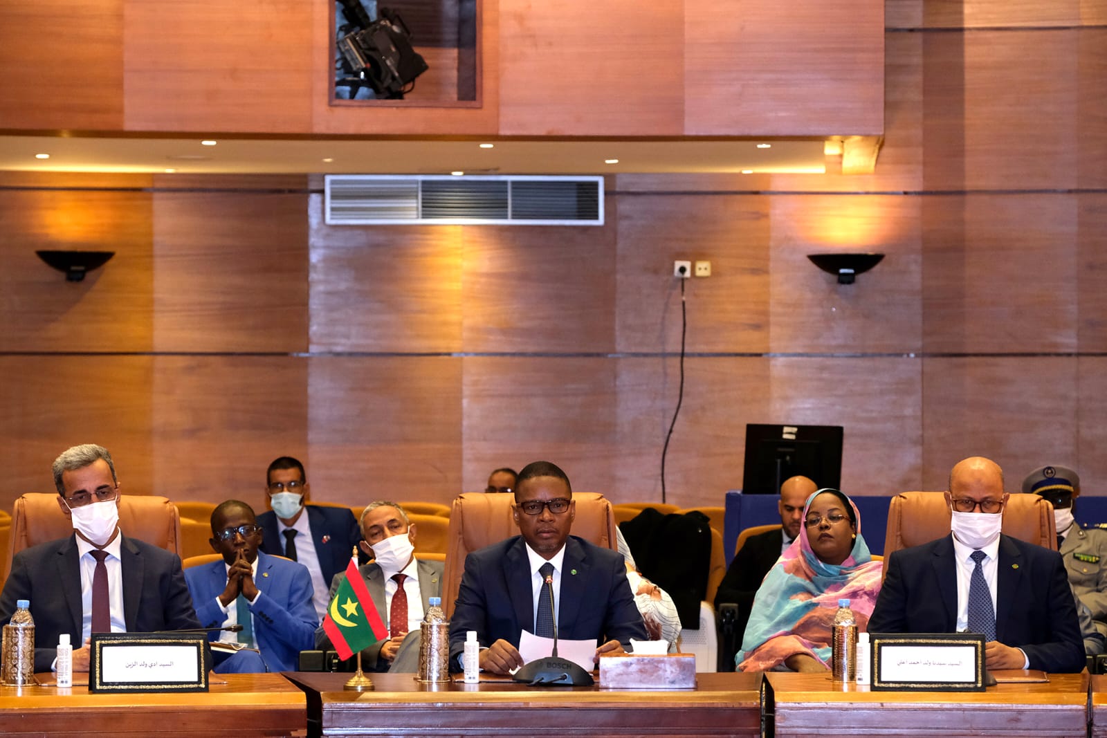 الملك محمد السادس يقيم مأدبة غداء على شرف الوزير الأول الموريتاني