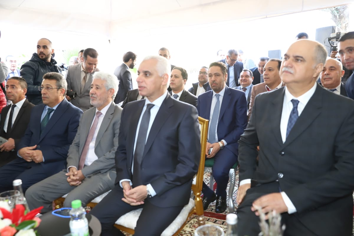 جهة فاس - مكناس.. آيت طالب يعطي انطلاقة خدمات 14 مركزا صحيا