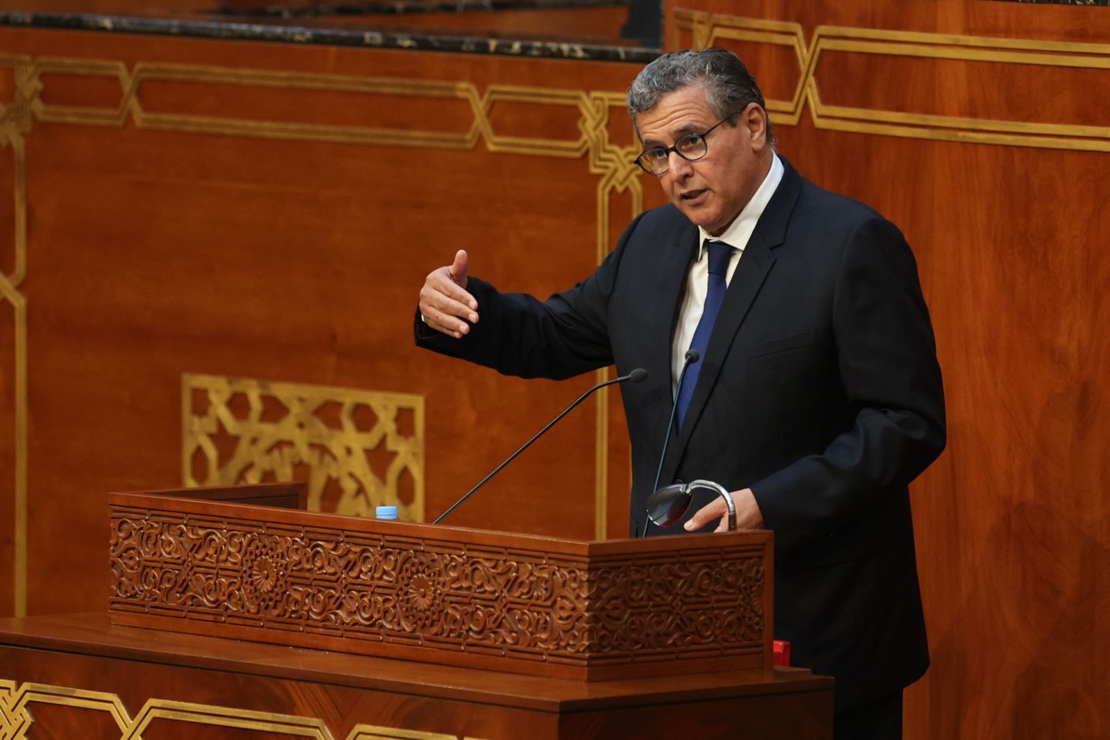 أخنوش: الحكومة ستزود المصالح اللاممركزة بالموارد المالية اللازمة لأداء مهامها