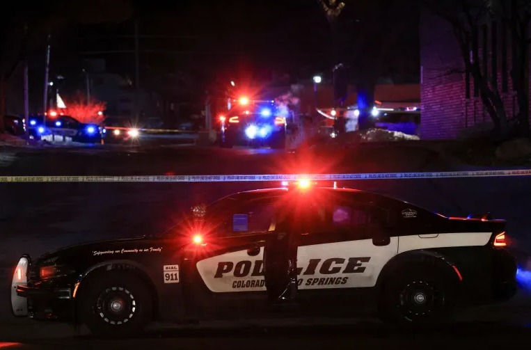 مسلح يقتل 9 أشخاص أمام مركز تجاري في تكساس الأمريكية