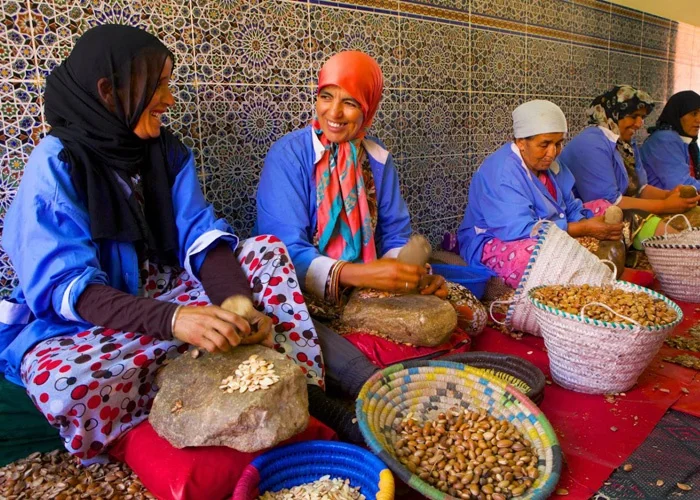 مطالب بتسريع إخراج قانون الاقتصاد الاجتماعي