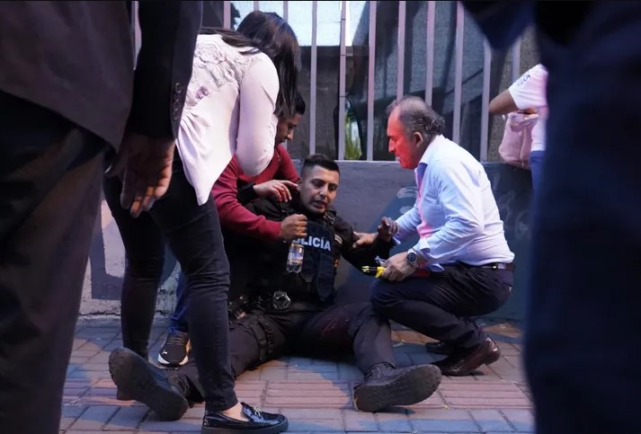 الإكوادور.. اغتيال مرشح رئاسي رميا بالرصاص خلال مشاركته في تجمع انتخابي