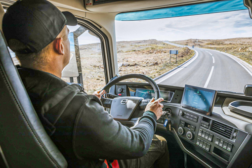 السائق المغربي ضمن حلول مدريد لسد عجز يفوق 20 ألف مهني