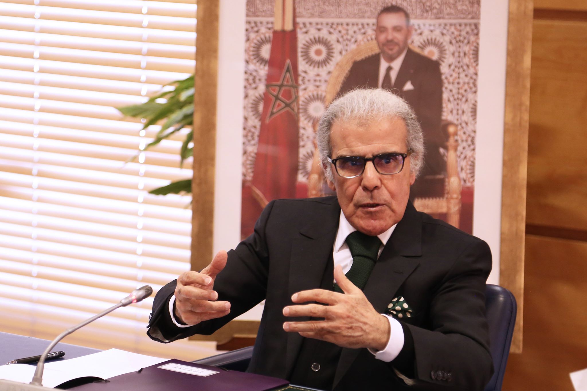 شيكر: رفع بنك المغرب سعر الفائدة الرئيسي غير وارد لهذه الأسباب