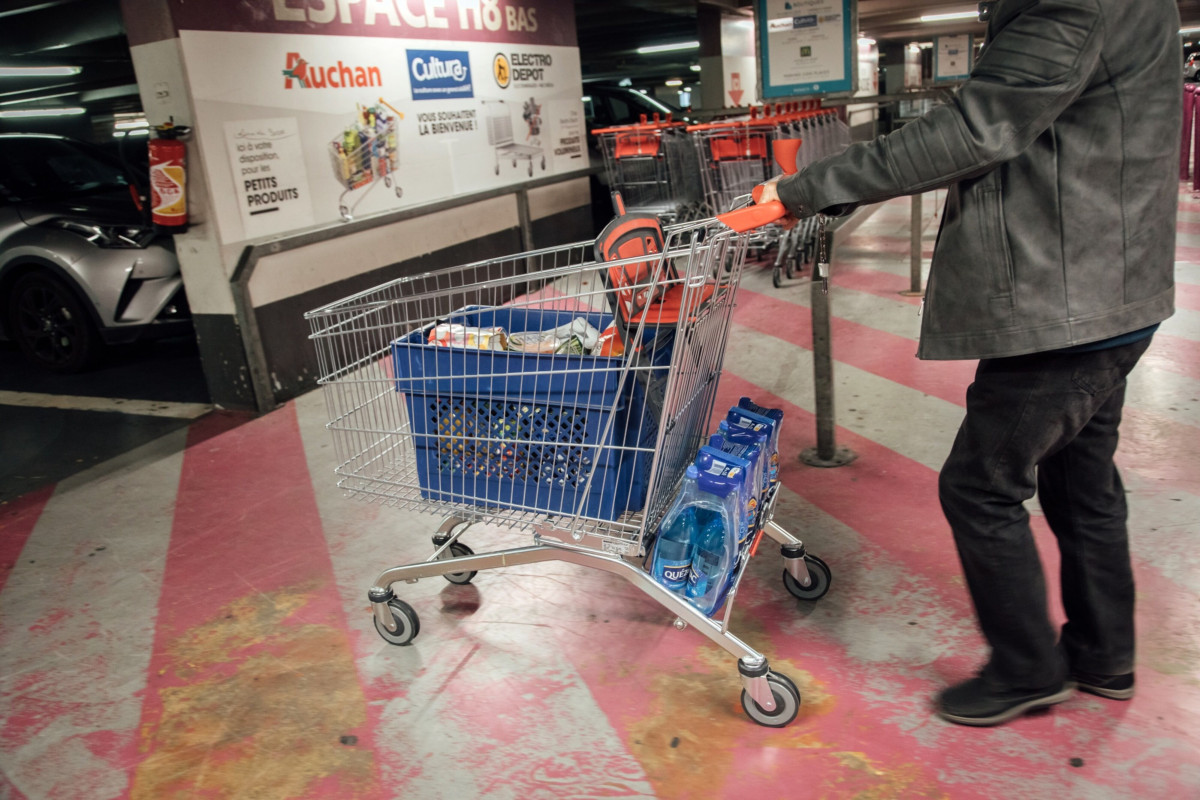 التضخم يتباطأ في منطقة الأورو إلى أدنى مستوى منذ سنة