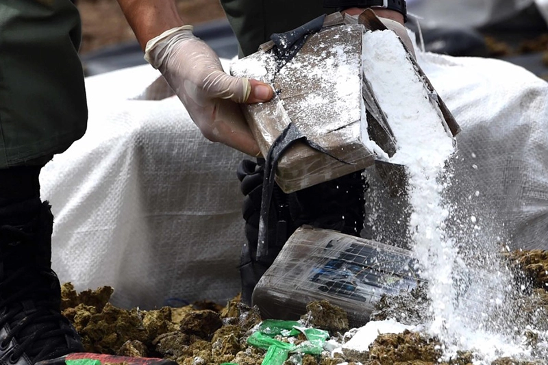 تنسيق جمركي بلجيكي هولندي  يطوق 16 طن من الكوكايين