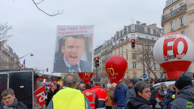 2.5 ملايين فرنسي تظاهروا ضد إصلاح نظام التقاعد