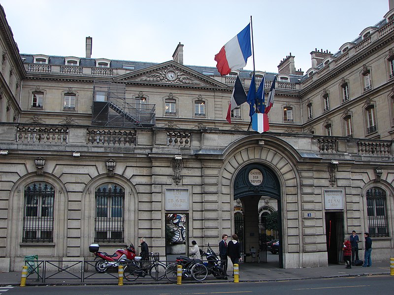 صندوق الودائع والأمانات الفرنسي يعتزم ضخ 100 مليار سنتيم كاستثمارات في المغرب